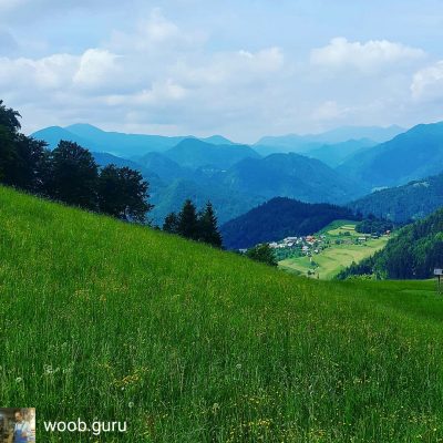 "Zwischen den Hügeln und  den Wolken. Die Škofjeloško-Hügel." postete Anton B. auf Instagram.